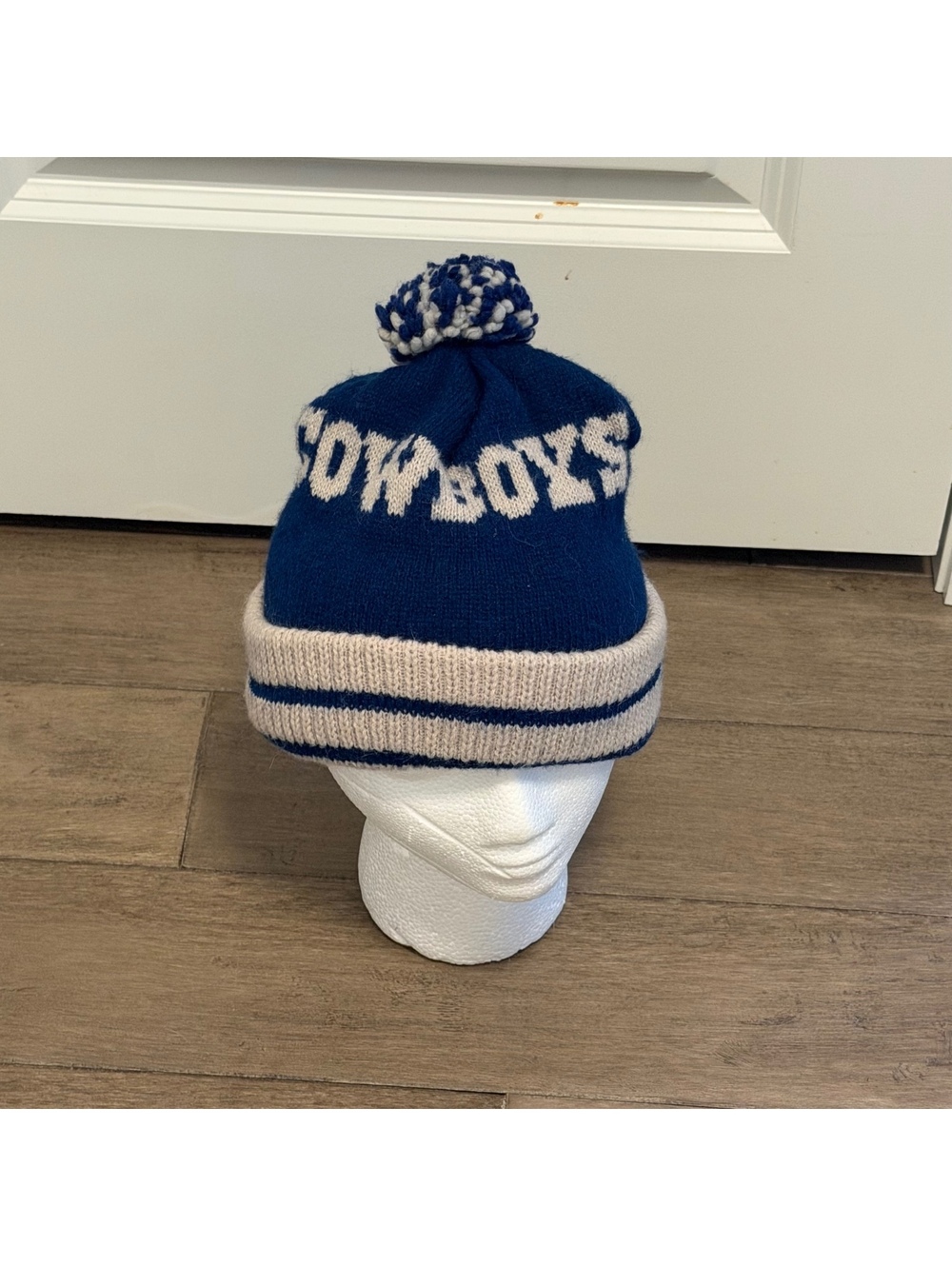 Vintage Dallas Cowboys Beanie Pom Pom hat